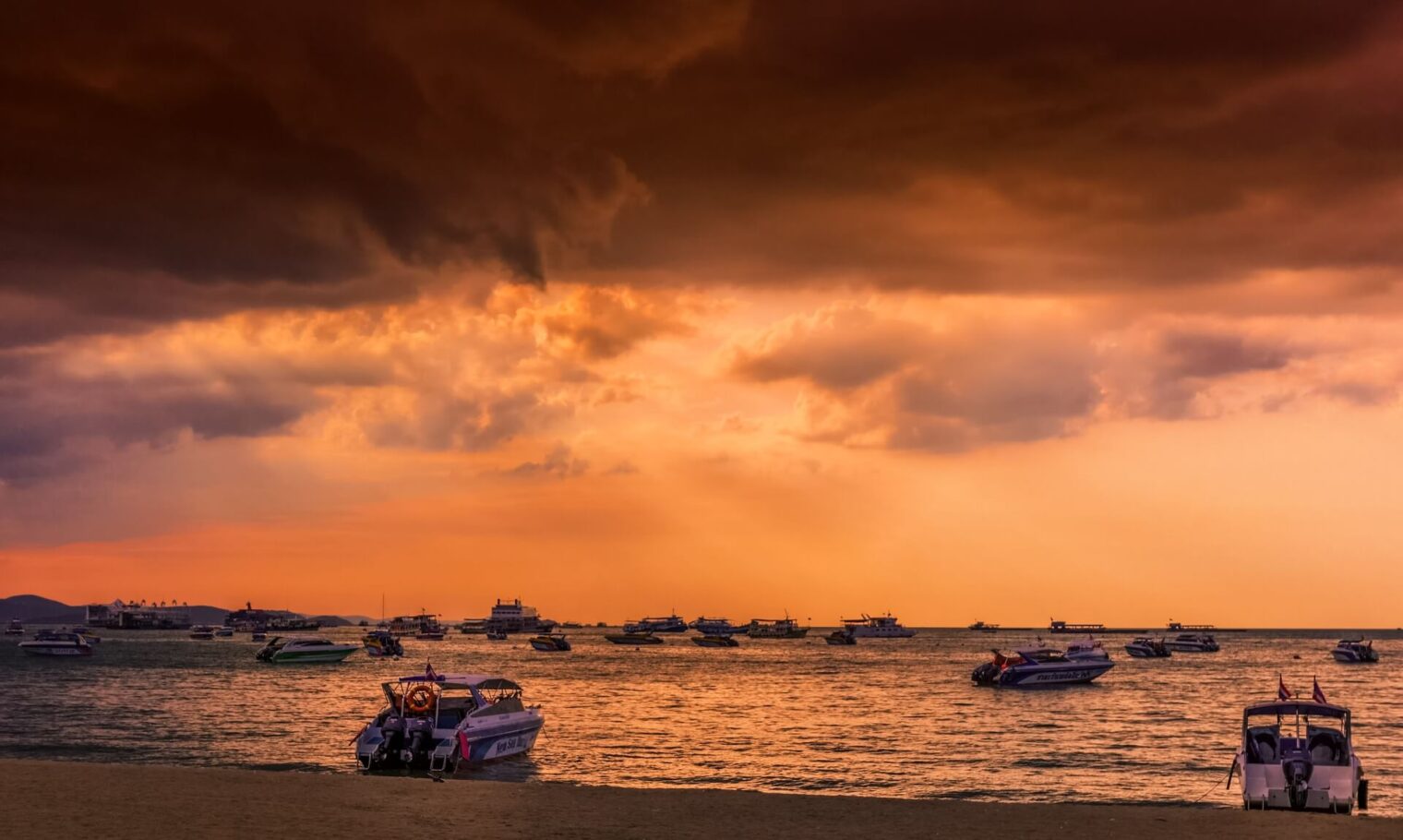 beaches near Pattaya accessible by car in 2024