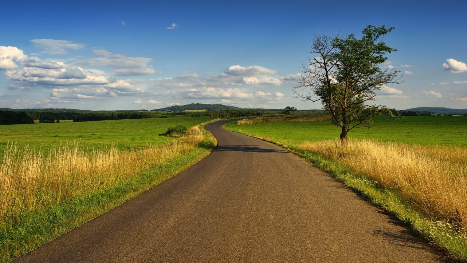 benefits of renting a car in Thailand
