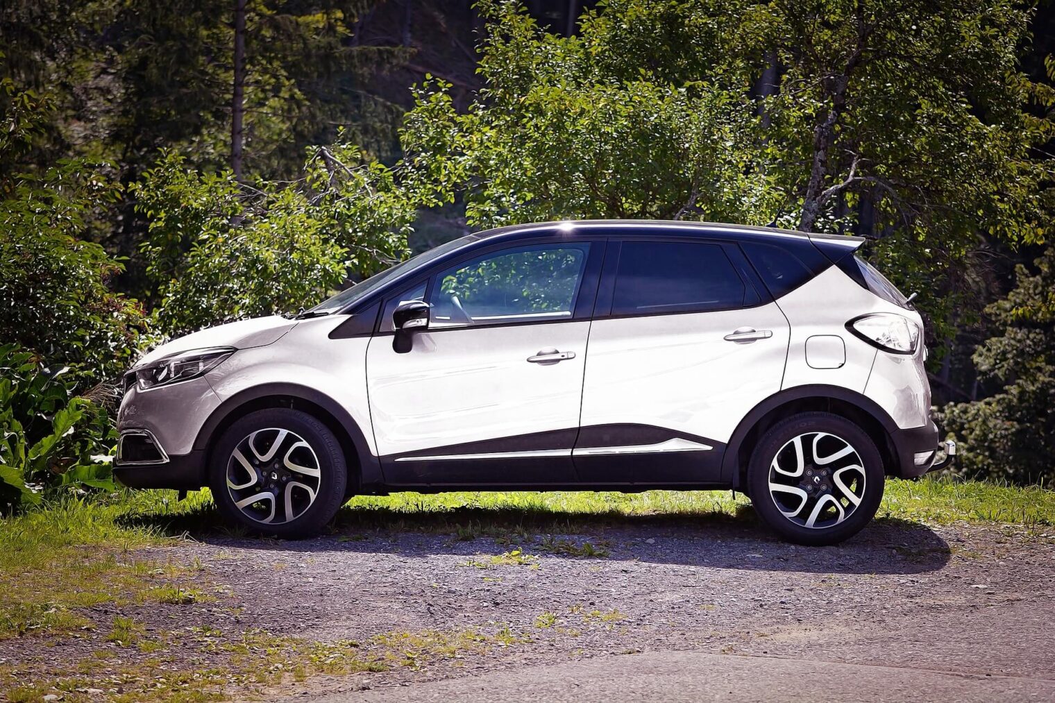 benefits of renting an SUV