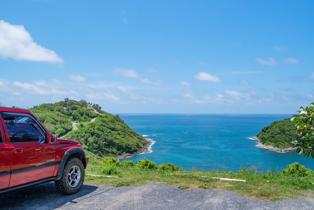 Pros And Cons Of Renting A Car in 2025