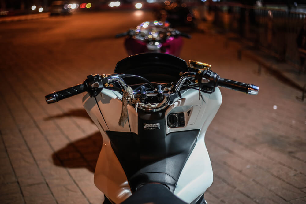 Thailand Moped Rental Laws In 2025: What Every Tourist Must Know