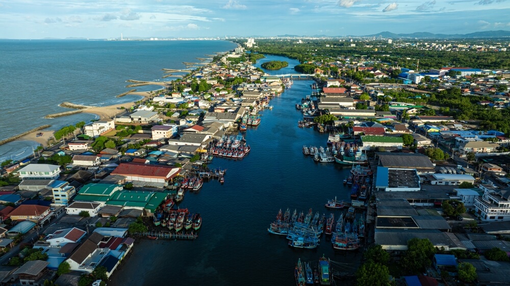 Drive Around Thailand’s Gulf Coast in 2025