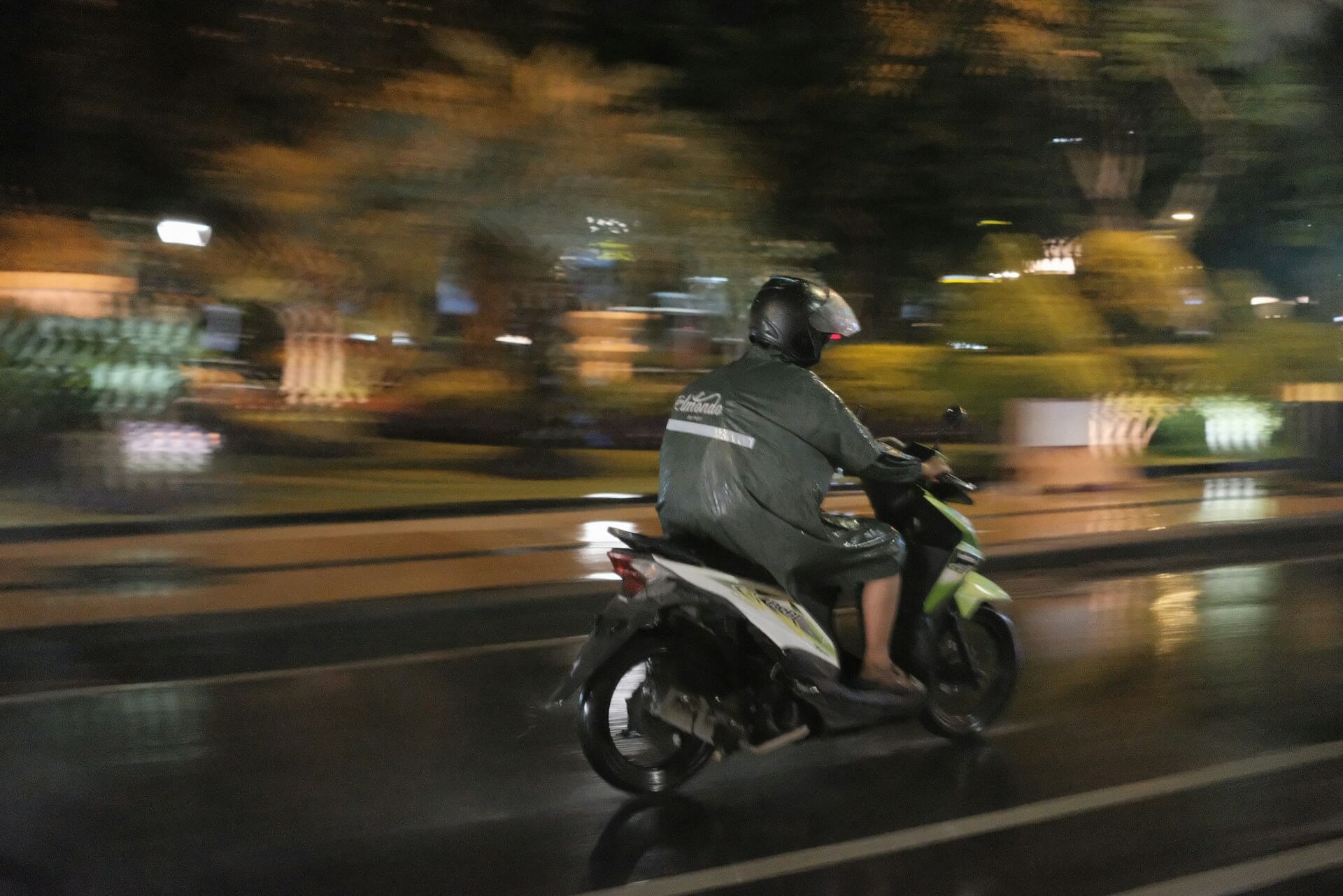 Driving Thailand Mopeds In Rainy Season 2026