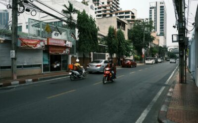 Renting Cars or Mopeds In Thailand! Which Should You Rent?